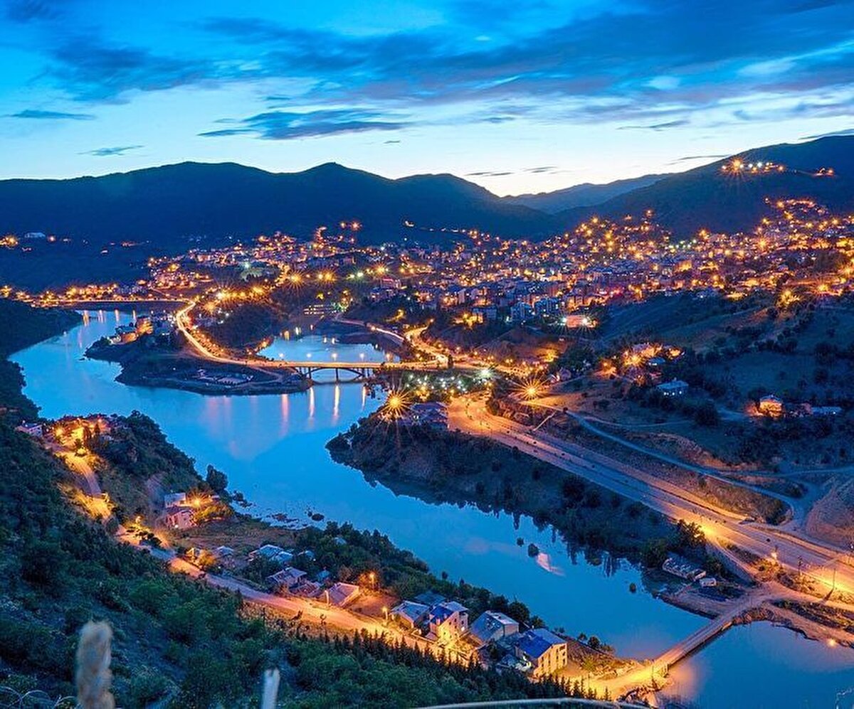 TUNCELİ <br><br> <br><br>Bayburt'an sonra 6 bin 739 kişiyle Tunceli oldu.