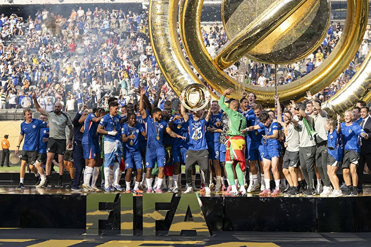 FIFA Kulüpler Dünya Kupası finalinde Paris Saint-Germain’i 3-0 yenen Chelsea kupanın sahibi oldu.<br>https://images.ntvspor.net/images/chelsea-001.jpg?width=930&format=webp&quality=75