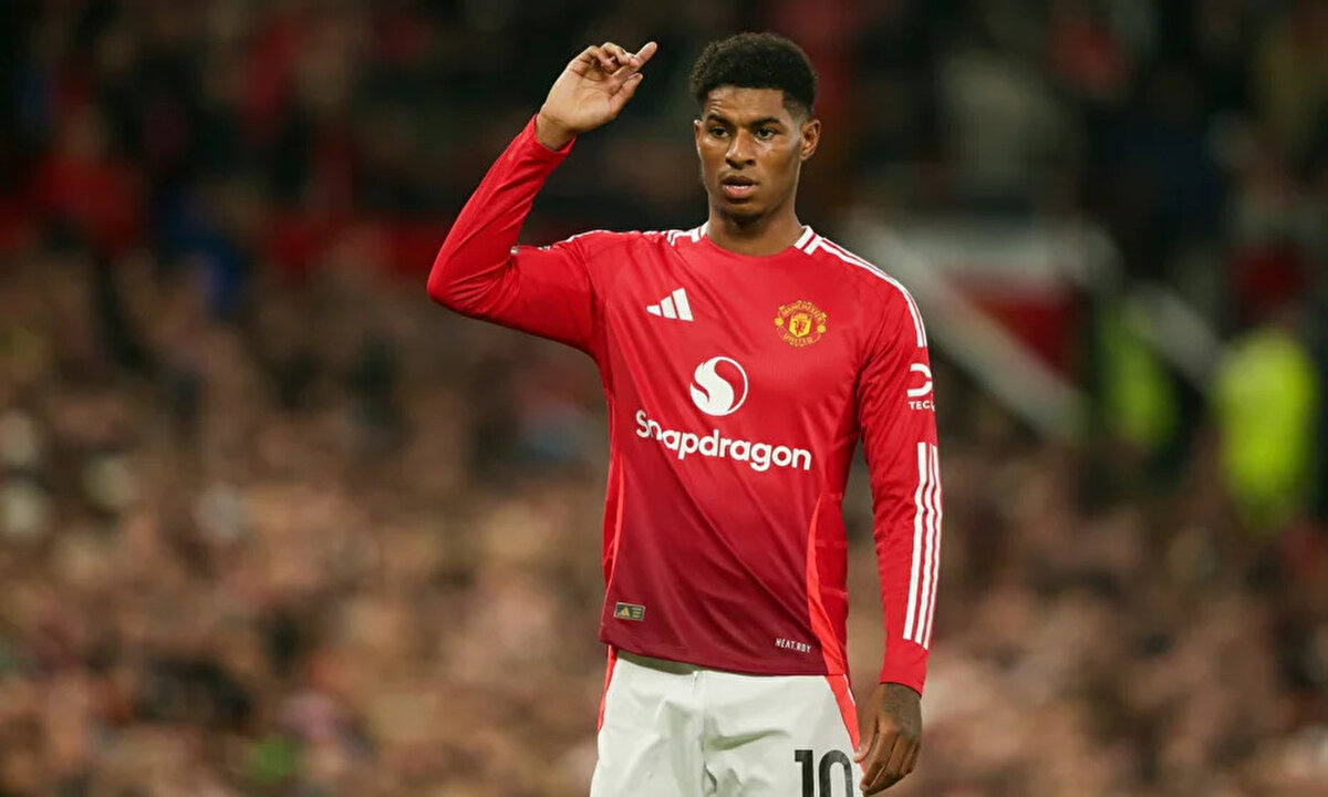 Transfere hız veren Fenerbahçe'nin gündemine Marcus Rashford'ı aldığı iddia edildi. İngiliz futbolcu için Barcelona da masada.<br>
