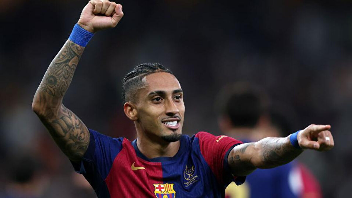 Daha önce Milan'dan Leao, Liverpool'dan Luis Diaz ve Athletic Bilbao'dan Nico Williams'a ilgisi bulunan Barcelona, bu transferlerde mutlu sona ulaşamadı.