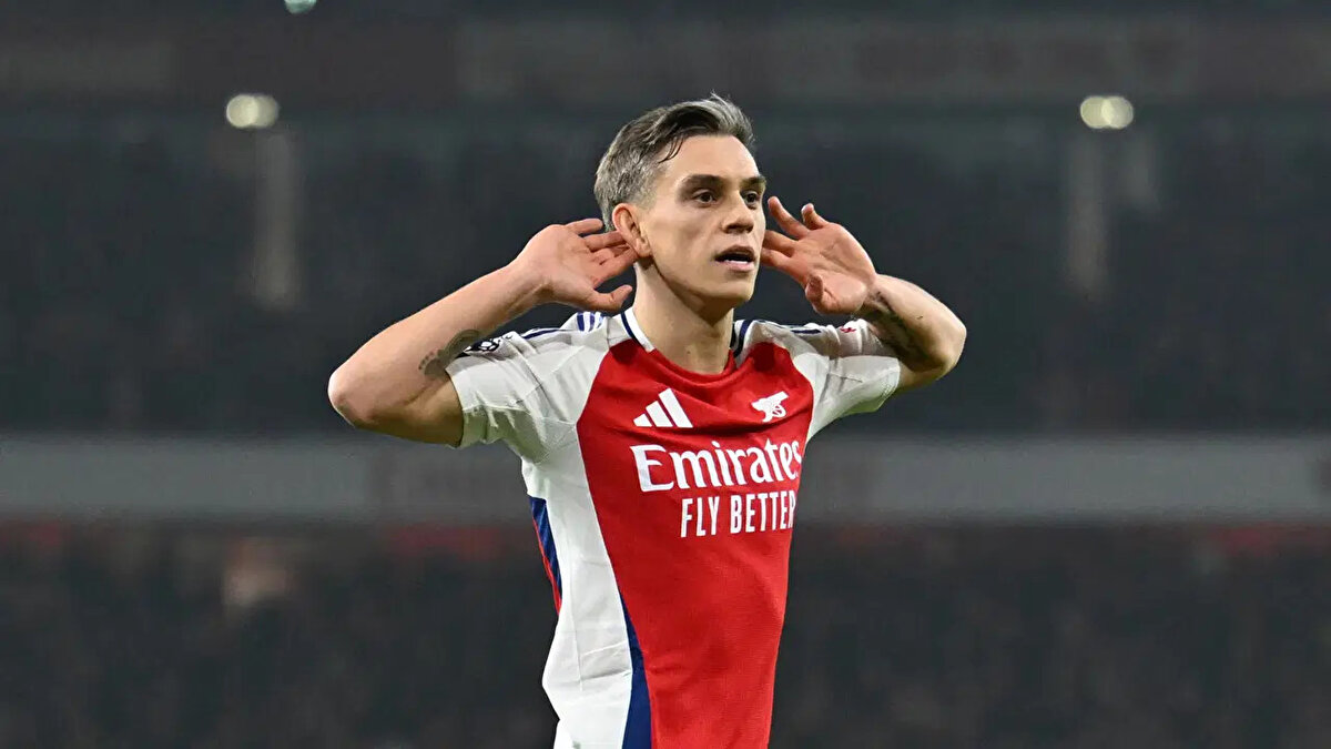 Bundesliga devinin Diaz'a imza attıramaması halinde Trossard'ı tercih edebileceği iddia edildi.<br>