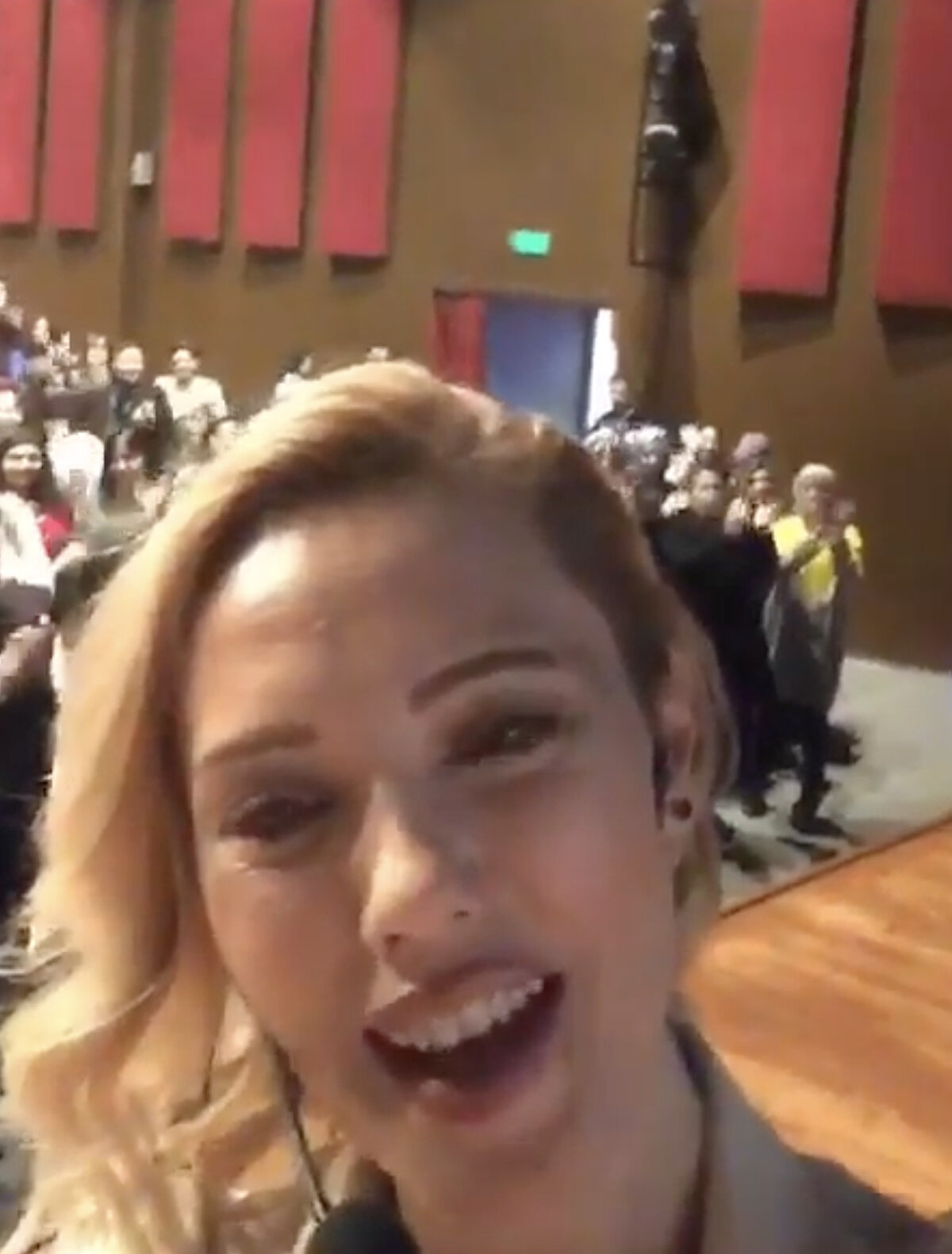 "Hâlâ soruluyor gerçekten silah dayadılar mı, ne oldu o gece? Kesinlikle. Ben, biz o geceyi iliklerimize kadar korkuyla yaşadık. Ömrümün sonuna kadar unutmayacağım. Sağlığım gitti. Çok şükür ağır ceza aldılar. Beter olsunlar. Allah bir daha yaşatmasın. Şehitlerimize rahmetle."