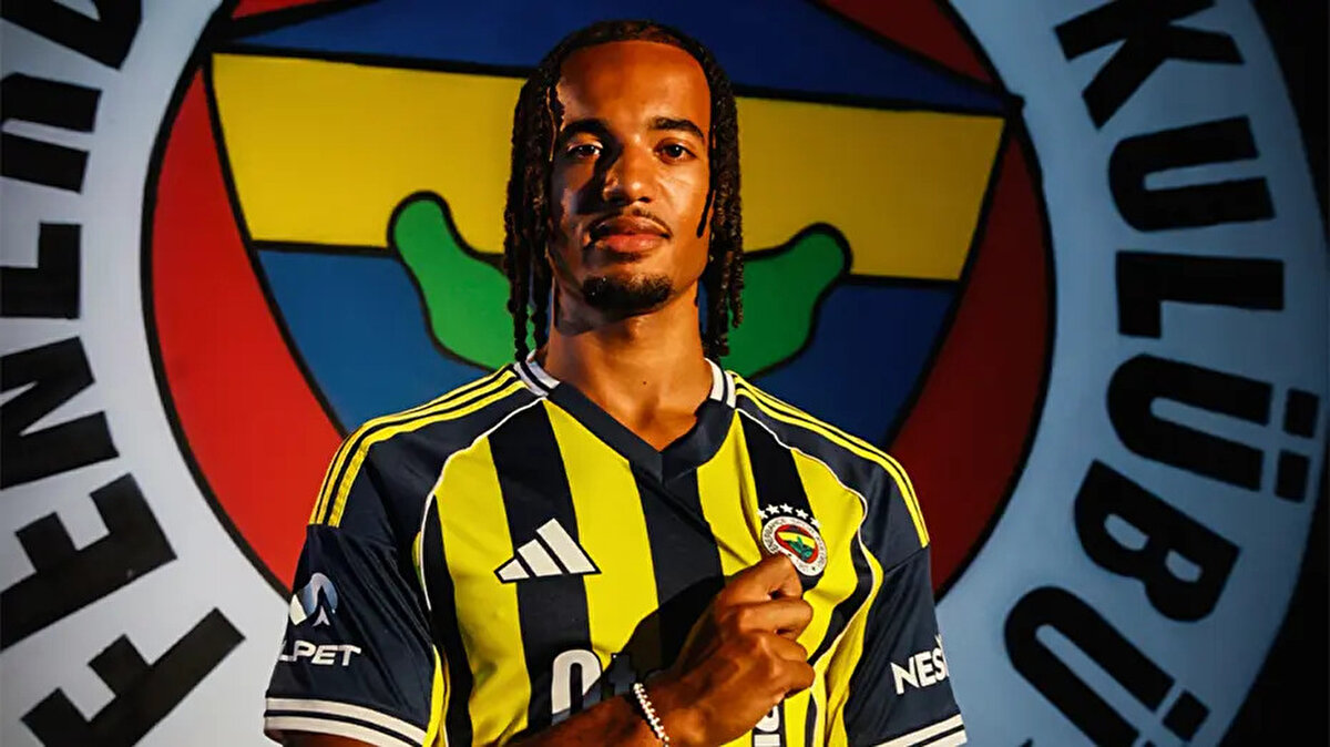Sarı lacivertliler, İtalyan devine transfer çalımı atarken, 23 yaşındaki İngiliz sol bekin neden Fenerbahçe'yi seçtiği belli oldu.