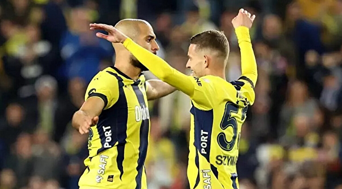 Sofyan Amrabat ve Sebastian Szymanski ile yollarını ayırmaya karar veren sarı-lacivertliler, bir yandan bu iki futbolcu için gelen teklifleri değerlendirmeye alırken, diğer taraftan da bu mevkiye arayışlarını sürdürüyor.