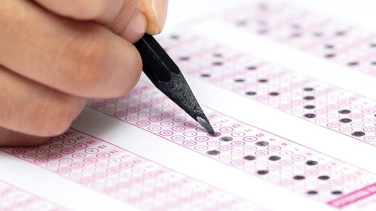 AUZEF sına giriş belgesi nereden alınır?<br><br>AUZEF bütünleme (telafi) sınav giriş belgesi auzefsinav.istanbul.edu.tr adresi üzerinden AKSİS kullanıcı adı ve şifresi ile alınıyor.