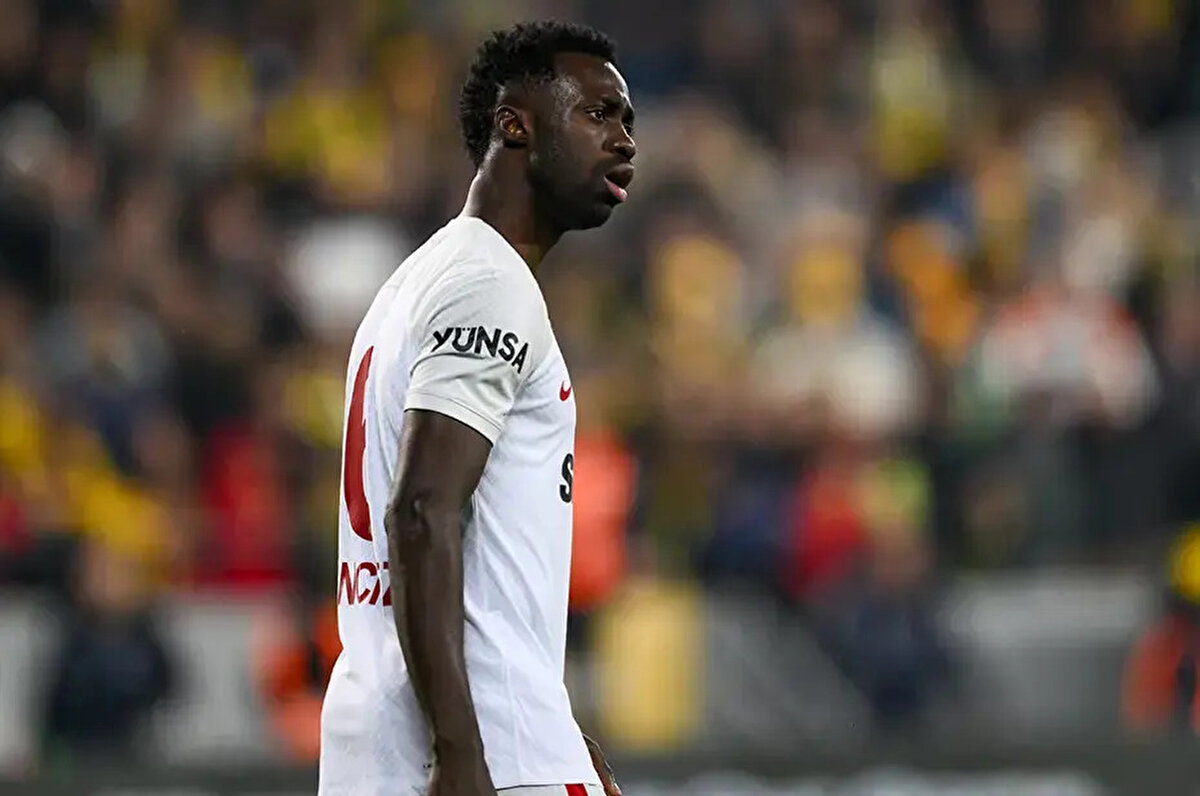 Galatasaray kaç milyon euro talep ediyor?<br><br>Aynı haberde Galatasaray'ın, Davinson Sanchez'in bonservisini 50 milyon euro olarak belirlediğinden bahsedildi.<br>