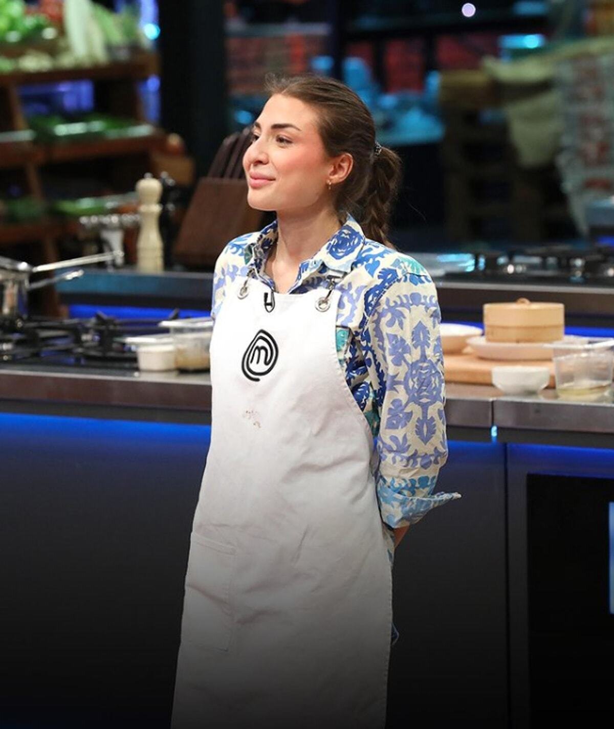 Şeflerin “açık ara önde” yorumunu yaptığı Ayla, yaptığı havuçlu tabağıyla hem şeflerden tam not aldı hem de MasterChef izleyicisinin beğenisini kazandı. Böylece MasterChef ana kadroya giren 7. yarışmacı Ayla oldu.