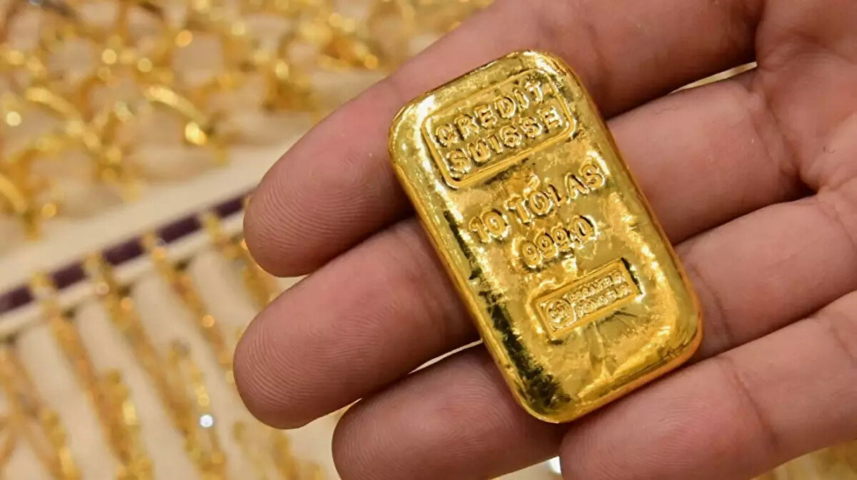 Ons altın<br><br>Alış: 3.349 Dolar<br>Satış: 3.350 Dolar