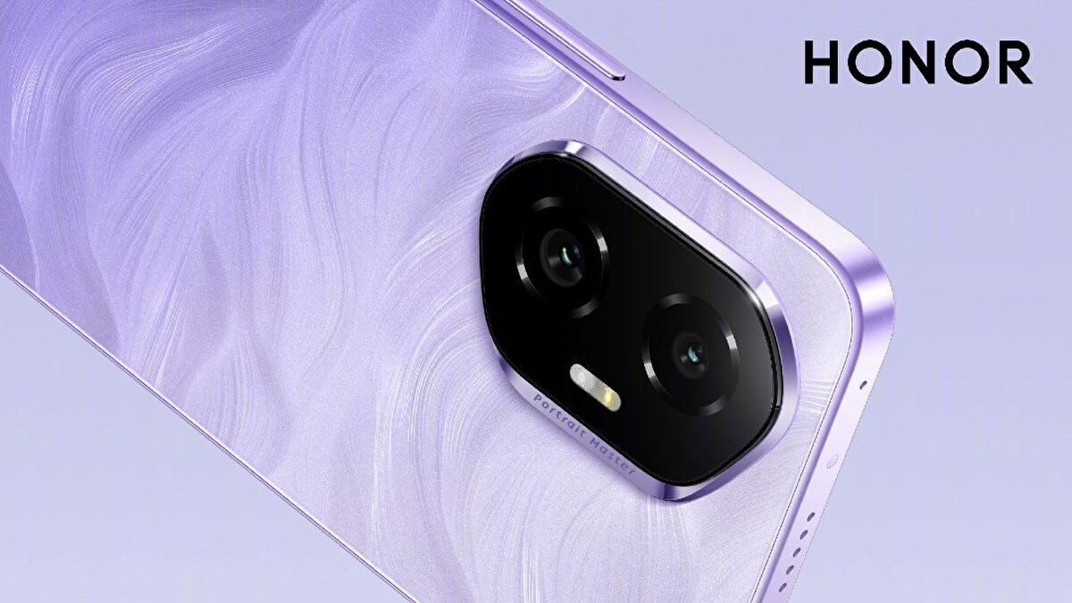 3. Honor 400 Pro – 35.999 TL<br>Honor 400 Pro, dev batarya kapasitesi ve yeni nesil güçlü işlemcisiyle öne çıkıyor. Yoğun telefon kullanımı olanlar için ideal bir seçenek sunarken, yüksek çözünürlüklü ön kamerasıyla da selfie tutkunlarını mutlu edecek.<br><br>İşlemci: Snapdragon 8 Gen 3<br><br>Kamera: 50 MP ön kamera, 3x optik zoom destekli telefoto lens<br><br>Batarya: 6000 mAh, 100W hızlı şarj<br><br>Diğer: IP68 suya ve toza dayanıklılık, Android 15 tabanlı MagicOS 9.0