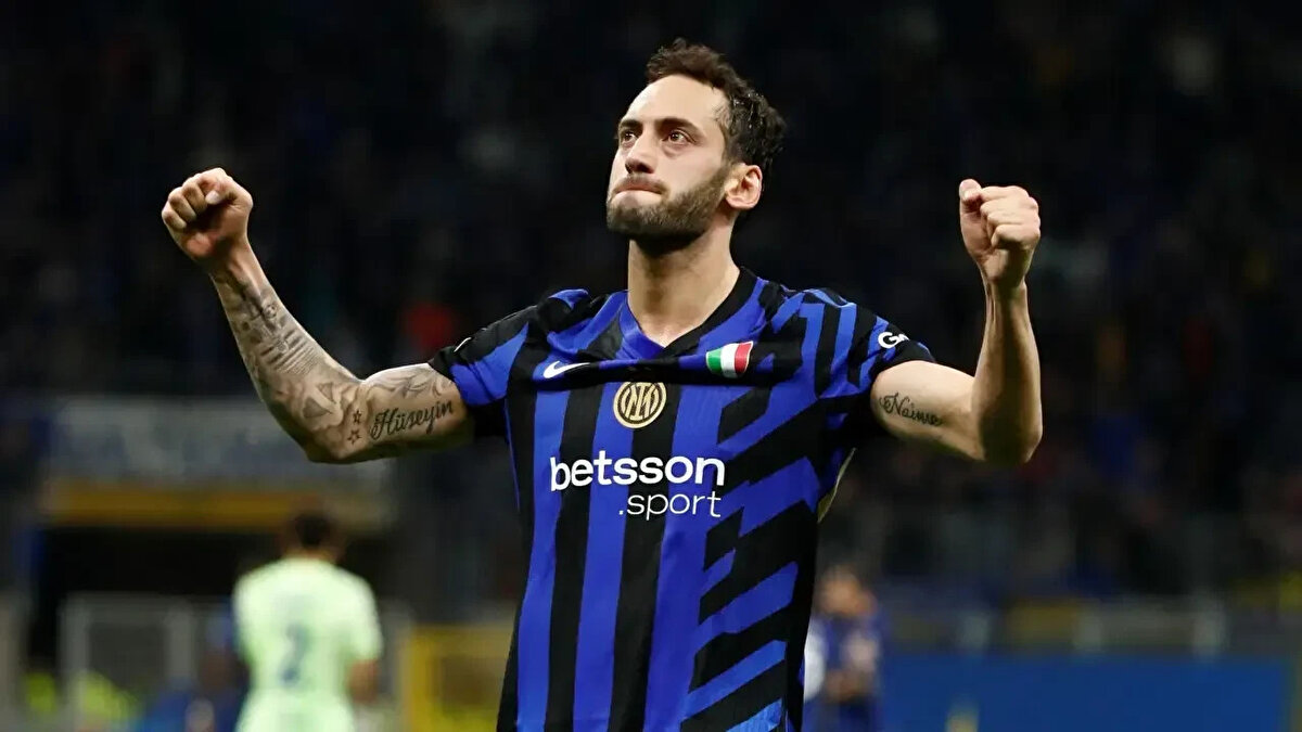 “Hakan Çalhanoğlu için ortada bir durum yokken, sanki varmış gibi bir mesele haline gelmesini istemiyorum. ”