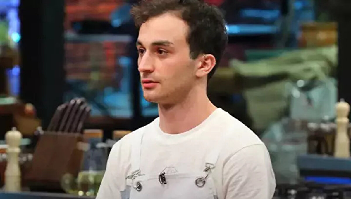 Masterchef ana kadroda kimler var?<br><br>MasterChef Türkiye 2025’in şu ana kadar açıklanan ana kadro yarışmacıları şöyle sıralanıyor:<br><br>1. yarışmacı: Furkan<br><br>2. yarışmacı: Eylül<br><br>3. yarışmacı: Çağatay<br><br>4. yarışmacı: Onur<br><br>5. yarışmacı: Hilal<br><br>6. yarışmacı: Sercan<br><br>7. yarışmacı: Ayla<br><br>8. yarışmacı: İhsan<br><br>9. yarışmacı: Ayten