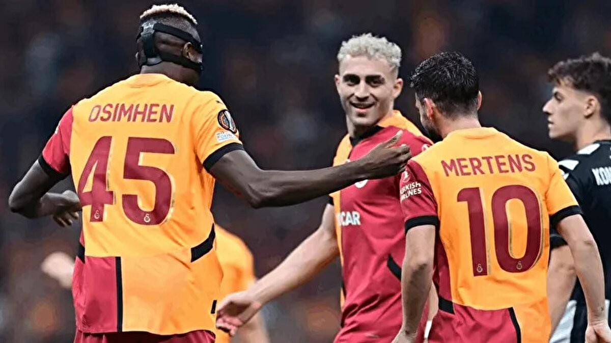 "Allah'a şükürler olsun ki Galatasaray'dayım"<br><br><br><br>Milli futbolcu, amatör takımlardan Galatasaray'a uzanan kariyerinde çok acı çekmesine rağmen çok çalışarak başarılı olduğunu dile getirdi.<br><br><br><br>Galatasaray'daki ilk sezonunda ligi 13. bitirdiklerini belirten Barış Alper, sözlerini şöyle sürdürdü:<br><br><br><br>"İlk geldiğimde hepimizin adına şanssız bir sezon oldu. İstediklerimizi yapamadık. O sezon lig Galatasaray adına kötü geçmişti. O sezon adaptasyon süreci yaşadım. İstanbul'a ilk kez gelmiştim. Büyük bir şehre alışmam gerekiyordu. Çok farklı bir Barış vardı. Kafam daha açılmamış gibiydi. Zamanla bazı şeylerin farkına vardım. Çalışmak gerektiğini, bireysellikle bir yere kadar gidilebileceğini gördüm. Sonra özel ekiplerle çalışmaya başladım. Beslenmeme, uykuma, çalışmalarıma dikkat ettim. Hala ediyorum. Bu kolay bir süreç değil. Bu işler dışarıdan göründüğü gibi olmuyor. Neler yaşadığımı bir ben biliyorum bir de ailem biliyor. Amatör liglerden Galatasaray'a geldim. Yaşadığım acıları kimse bilemez. Allah'a şükürler olsun ki Galatasaray'dayım."