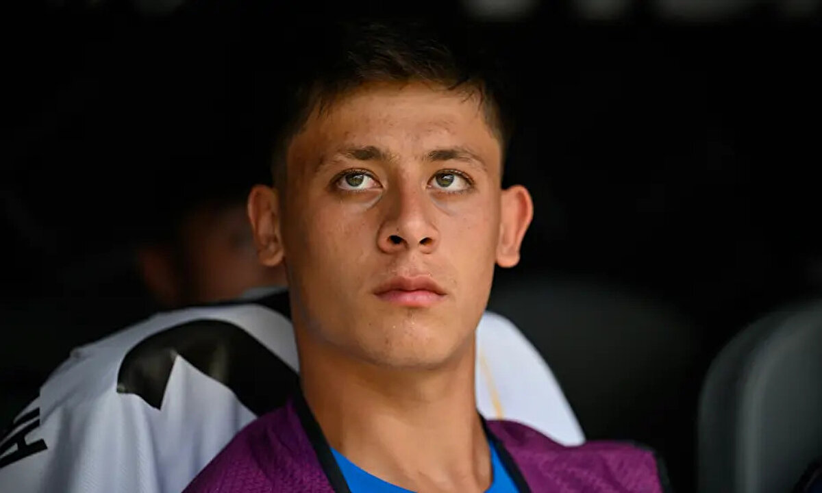 Hırvat yıldız sonrası eflatun-beyazlılarda büyük anlamlar taşıyan ve tarihe geçmiş isimlerle özdeşleşen 10 numaranın yeni sahibinin kim olacağı merakla bekleniyor.