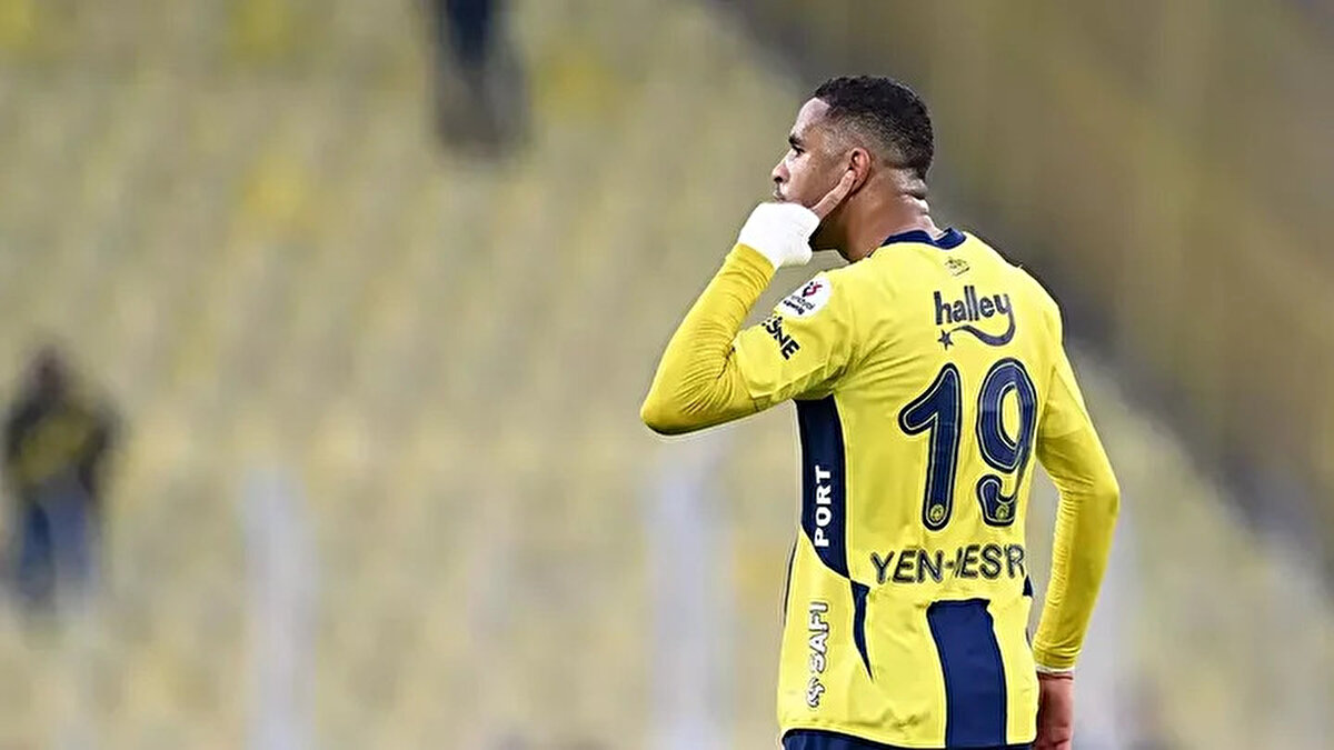 Suudi Arabistan ekibinin En-Nesyri için 40 milyon euro bonservisi gözden çıkardığı ve forvet transfer listesinde Faslı golcünün bir numaralı aday olduğu öğrenildi. <br><br>