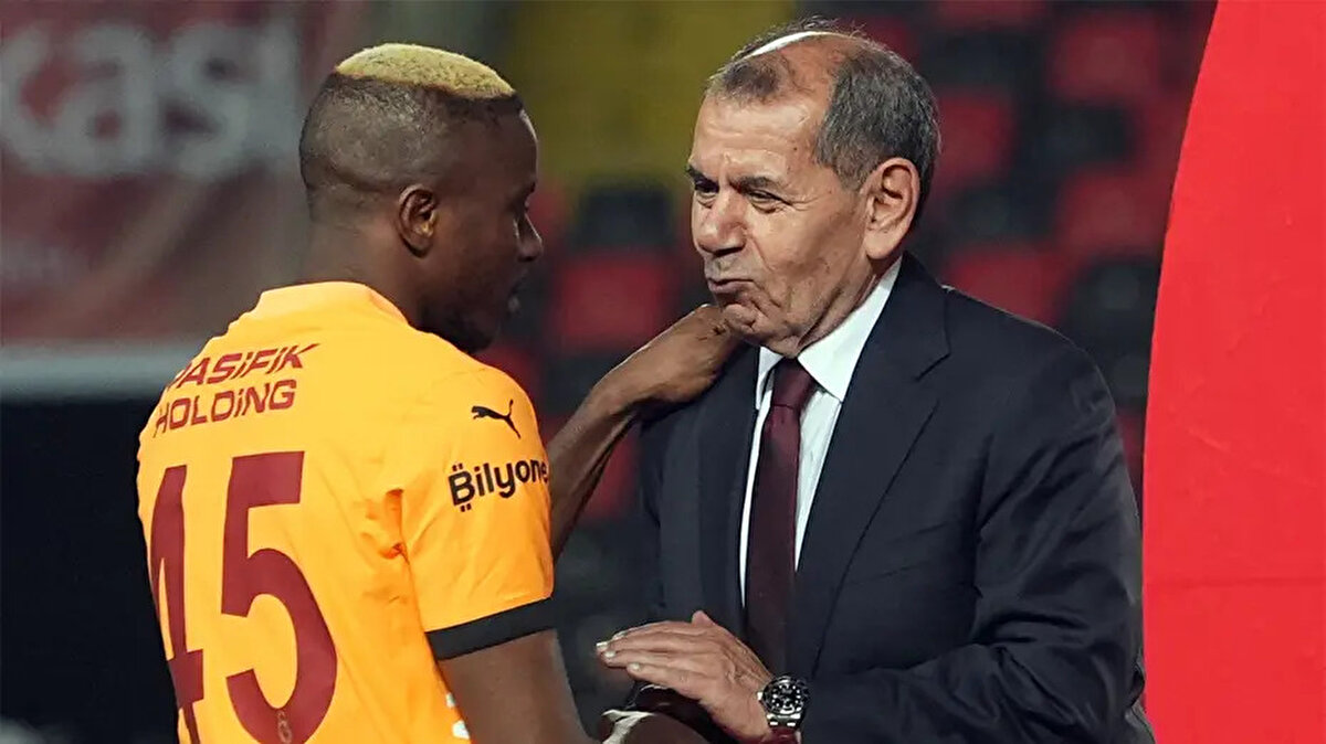 "Galatasaray'ı bizden sonra geleceklere en iyi şekilde bırakmak için çok daha fazla çalışmalıyız. Türkiye'de herkesin gıptayla baktığı kulüp değil, dünyanın en büyüğü olmanın hayalini kuracağız. Galatasaray çok yaşayacak, her zaman daha fazlasını başaracak. Bunu da herkes böyle bilsin"<br><br>