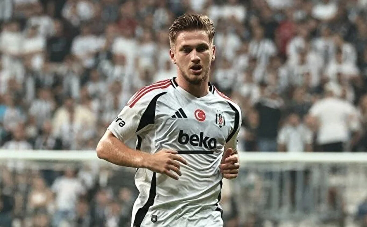 Anlaşmada 12 milyon euroluk zorunlu olmayan satın alma opsiyonu ve 2 milyon euro da bonus maddesi olduğu ileri sürüldü.<br><br>