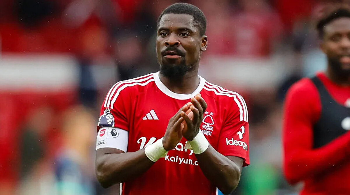 Aurier, "Olympique Marsilya'ya transfer olmaktansa yemek yememeyi tercih ederim" ifadelerini kullanmıştı.<br><br>