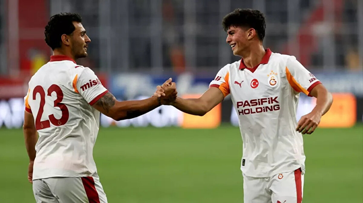 Galatasaray’ın muhtemel 11’i şu şekilde:<br><br>19 Günay Güvenç <br>4 Ismail Jakobs<br> 6 Davinson Sanchez <br>17 Eren Elmalı<br> 23 Kaan Ayhan <br>29 Przemyslaw Frankowski <br>7 Roland Sallai <br>18 Berkan Kutlu <br>99 Mario Lemina <br>21 Ahmed Kutucu <br>53 Barış Alper Yılmaz