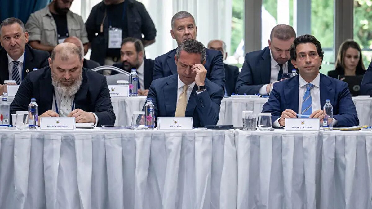 Hamdi Akın ise "Ben anlattım size az önce rakamları, neden anlamıyorsunuz!" ifadelerini kullandı.