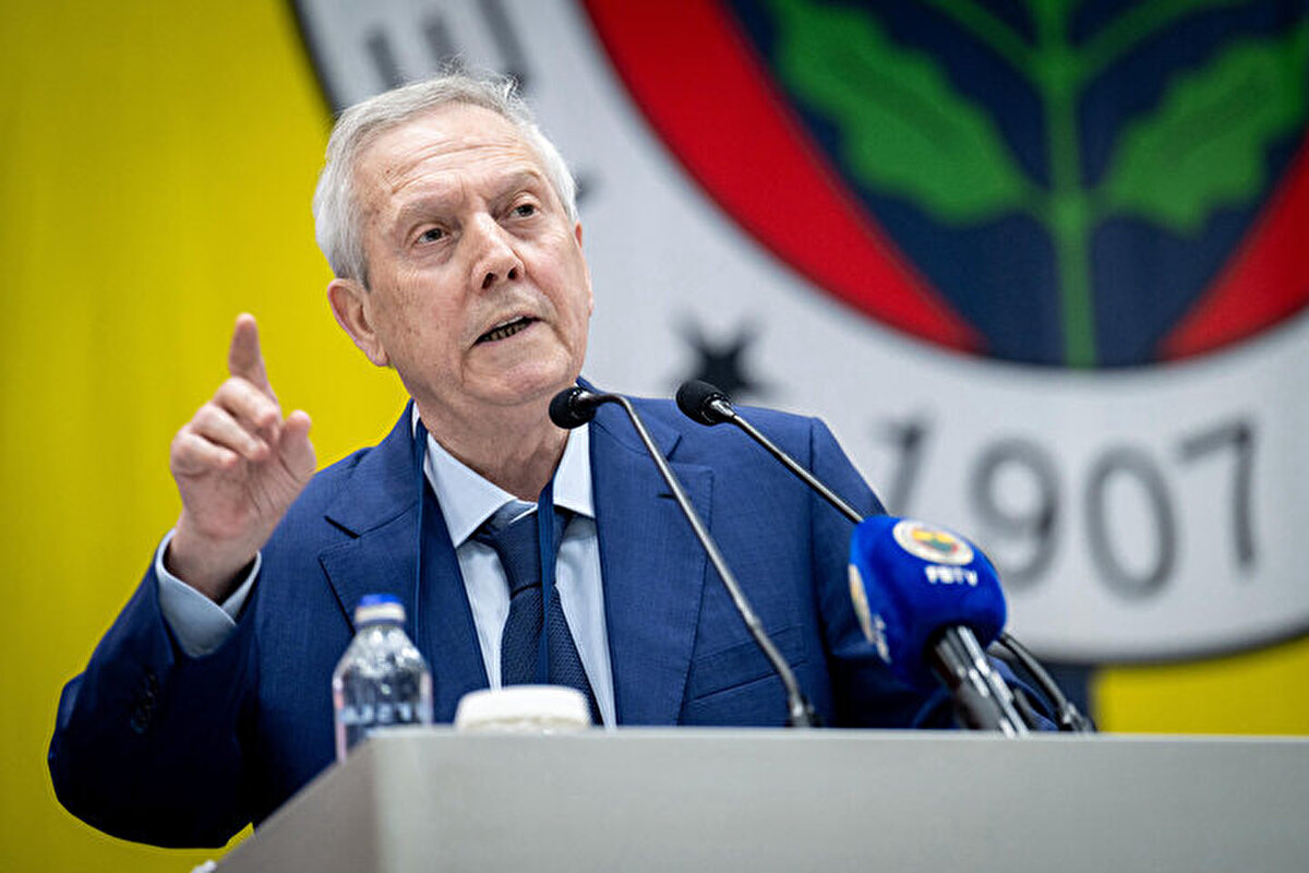 Çocukların artık Fenerbahçeli olmamasının büyük bir tehlike olduğuna değinen Yıldırım, şunları kaydetti:<br><br>