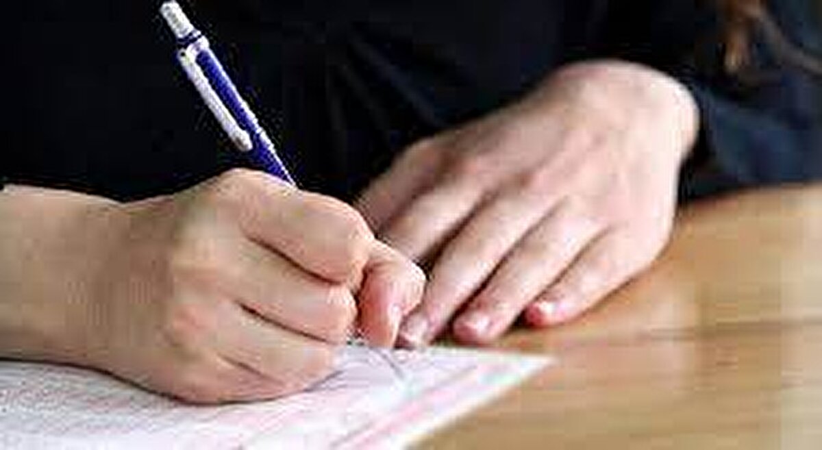 Yükseköğretim Kurumları Sınavı (YKS) 2025 oturumları olan TYT, AYT ve YDT geride kaldı. 21-22 Haziran tarihlerinde yapılan sınavların sonuçları, 19 Temmuz 2025 tarihinde ÖSYM tarafından erişime açıldı. Sonuçların açıklanmasının ardından adaylar, üniversite tercihlerinin ne zaman başlayacağını merak ediyor.