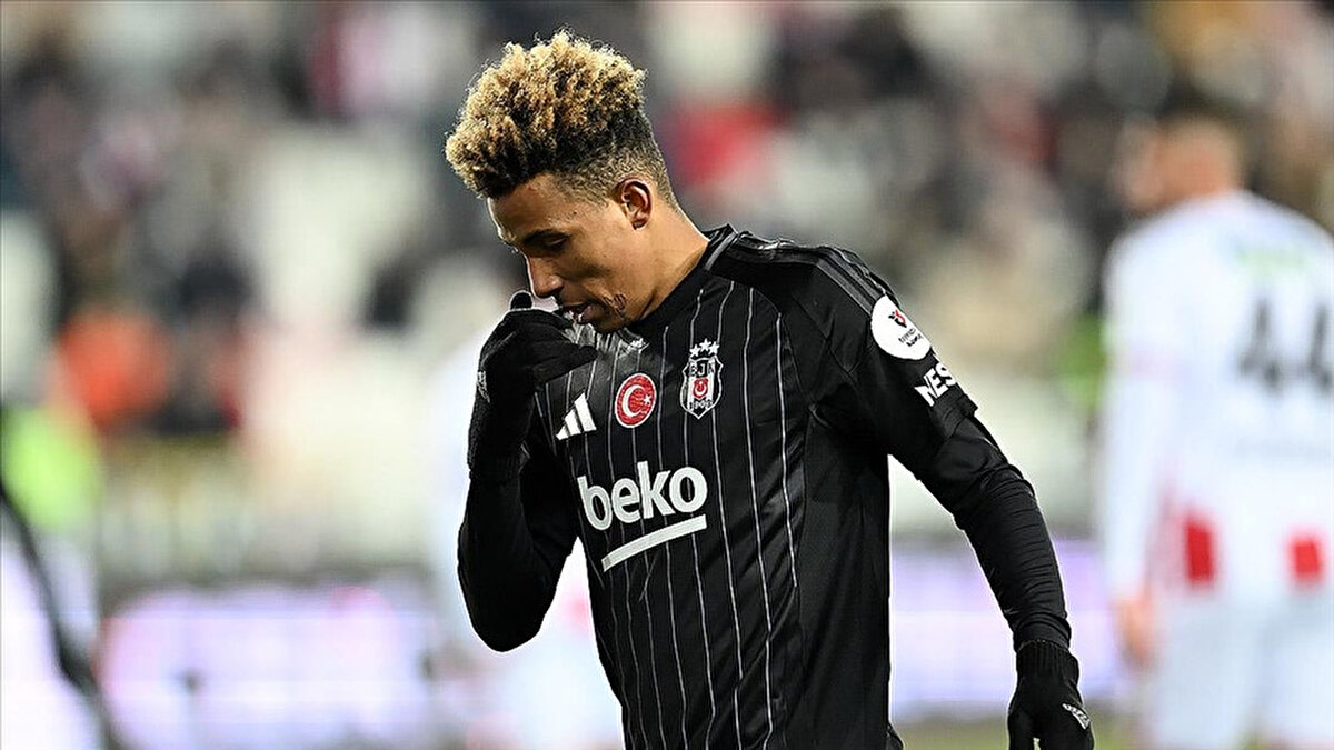 Hangi takımla anlaşma sağlandı?<br><br>Yağız Sabuncuoğlu'nun haberine göre Beşiktaş, Gedson Fernandes transferi için Spartak Moskova ile 20 milyon euro bonservis bedeli ve 5 milyon euro bonus karşılığında anlaşmaya vardı.