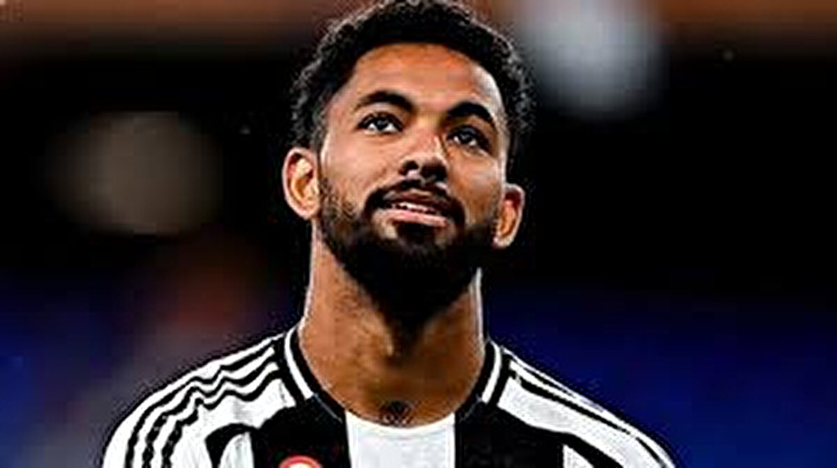 İtalyan ekibinde beklentileri tam karşılamayan futbolcunun satılabileceği ancak Juventus'un bu konuda aşırı istekli de olmadığı belirtildi.<br><br>