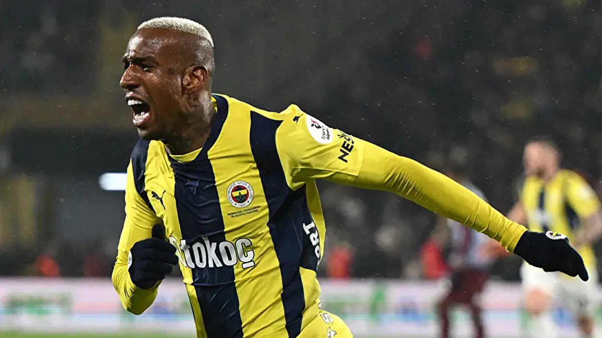 Sözcü'de yer alan habere göre, Fenerbahçe Teknik Direktörü Jose Mourinho, Anderson Talisca için satılabilir raporu verdi. 