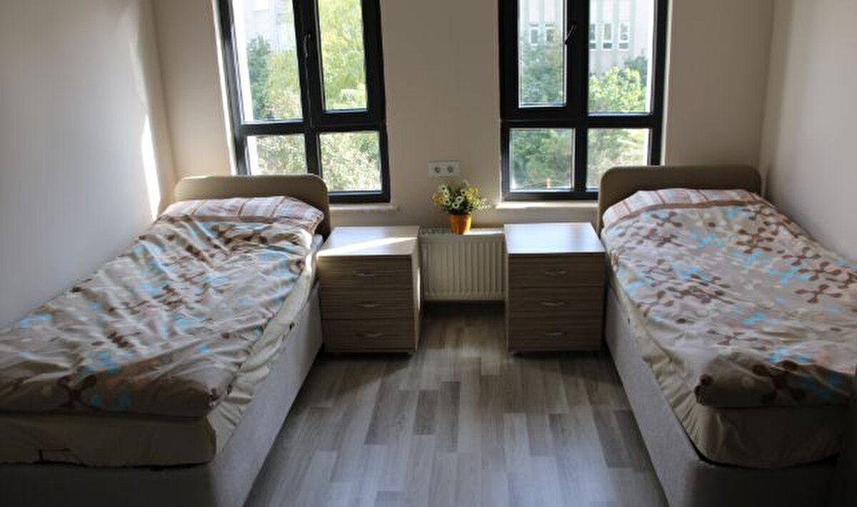 Gözler Gençlik ve Spor Bakanlığı'nda<br><br>2025 KYK yurt başvuru süreci için gözler Gençlik ve Spor Bakanlığı’ndan yapılacak resmi duyuruda. Öğrenciler, GSB'nin resmi internet sitesi ve sosyal medya hesaplarını takip ederek başvuru takvimi hakkında anında bilgi sahibi olabilirler.