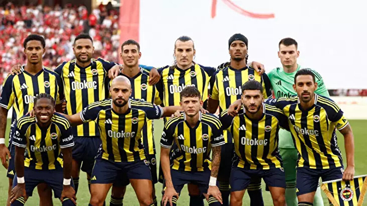 Fenerbahçe Lazio hazırlık maçı şifreli mi, şifresiz mi? Fenerbahçe Lazio hazırlık maçı hangi kanalda yayınlanacak?<br><br><br>Mücadele S Sport Plus ekranından şifreli şekilde yayınlanacak.