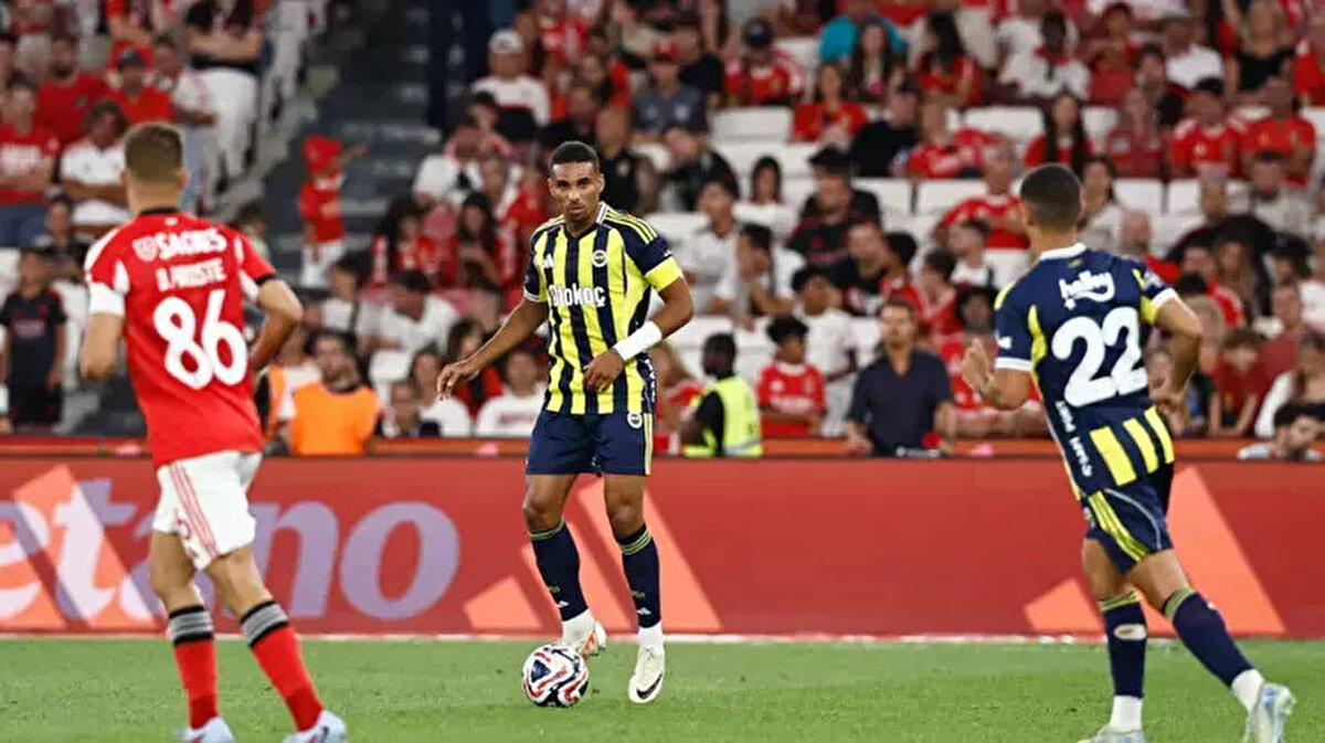 Fenerbahçe Lazio hazırlık maçı nerede?<br><br>Fenerbahçe Lazio hazırlık maçı Şükrü Saraçoğlu Stadyumu'nda oynancak