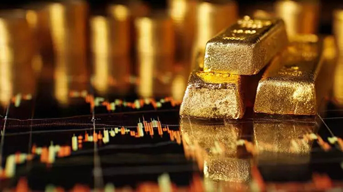 5. Fransa<br>Toplam Altın Miktarı: 2.437 ton<br><br>Toplam Rezervlerdeki Payı: %75,1