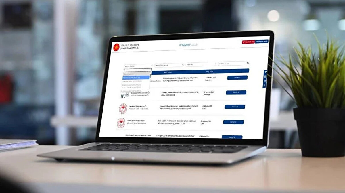 Adalet Bakanlığı, 2025 yılında toplam 5 bin personel alımı gerçekleştirecek. Başvurular 1-15 Ağustos tarihleri arasında yapılacak. En fazla alım zabıt katibi ve infaz koruma memuru kadrolarına yapılacak. KPSS puan şartı bulunan alımda lise, ön lisans ve lisans mezunları başvurabilecek.