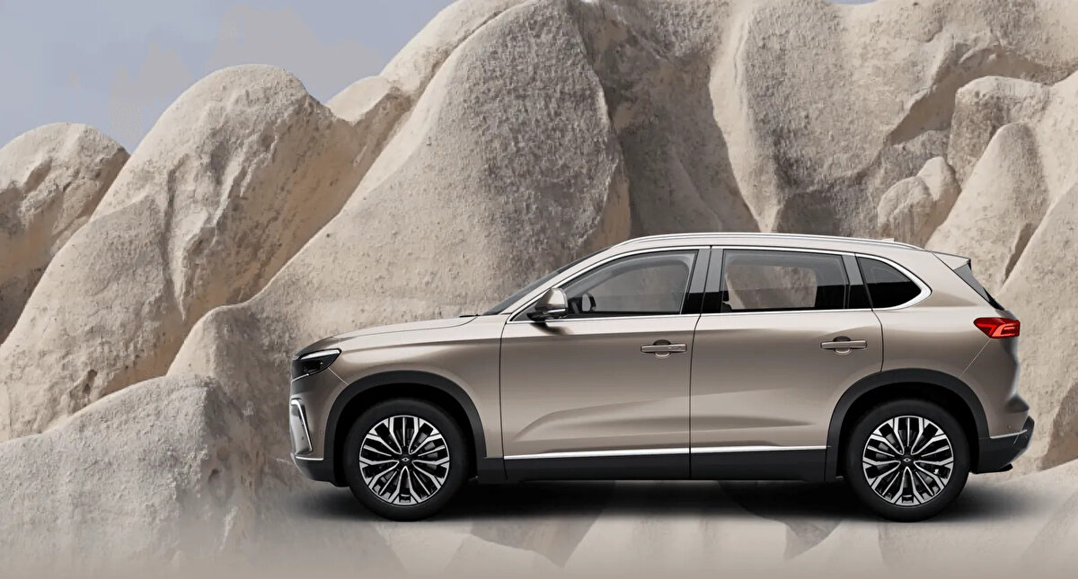 Haberde, ülkedeki otomobil krizinin ortasında Türkiye'den rakip geldiği belirtilerek, tamamen elektrikli T10X modelinin bu yıl, önce Münih IAA Mobilitiy Fuarı'nda, ardından da Almanya yollarında olacağı ifade edildi.