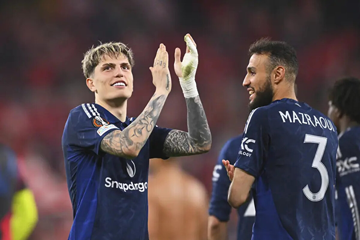 Haberde, Fenerbahçe'nin 21 yaşındaki futbolcu için tüm şartlarını zorlayacağı ve yönetimin yeni sezonda alternatifli bir kadro kurmak istediği ifade edildi.<br>