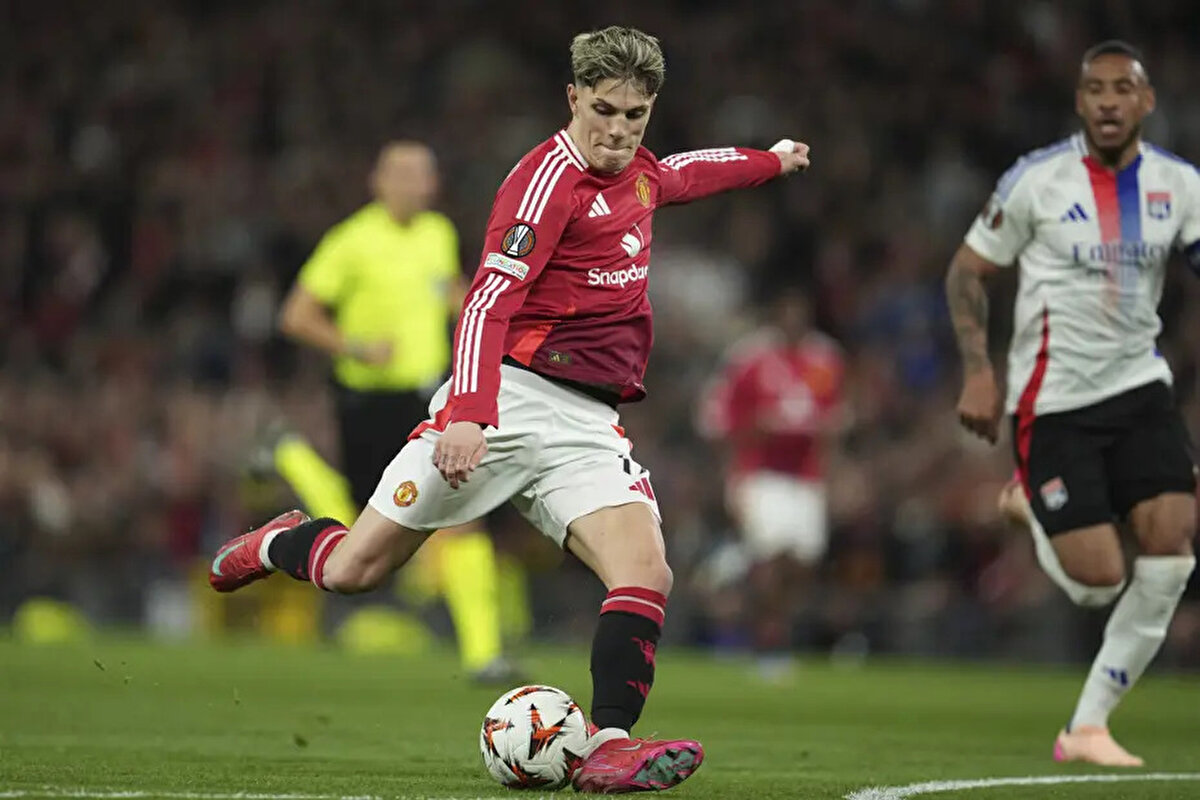 Sözcü'de yer alan habere göre Fenerbahçe, Manchester United'da kadroda düşünülmeyen Alejandro Garnacho'yla ilgileniyor.