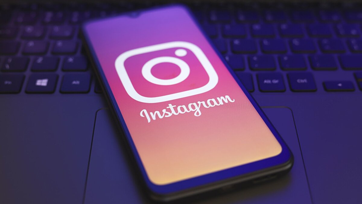 Instagram kullanıcıları, bu yeni kurala göre canlı yayın açmak istiyorsa takipçi sayılarını 1000’in üzerine çıkarmak zorunda kalacak.