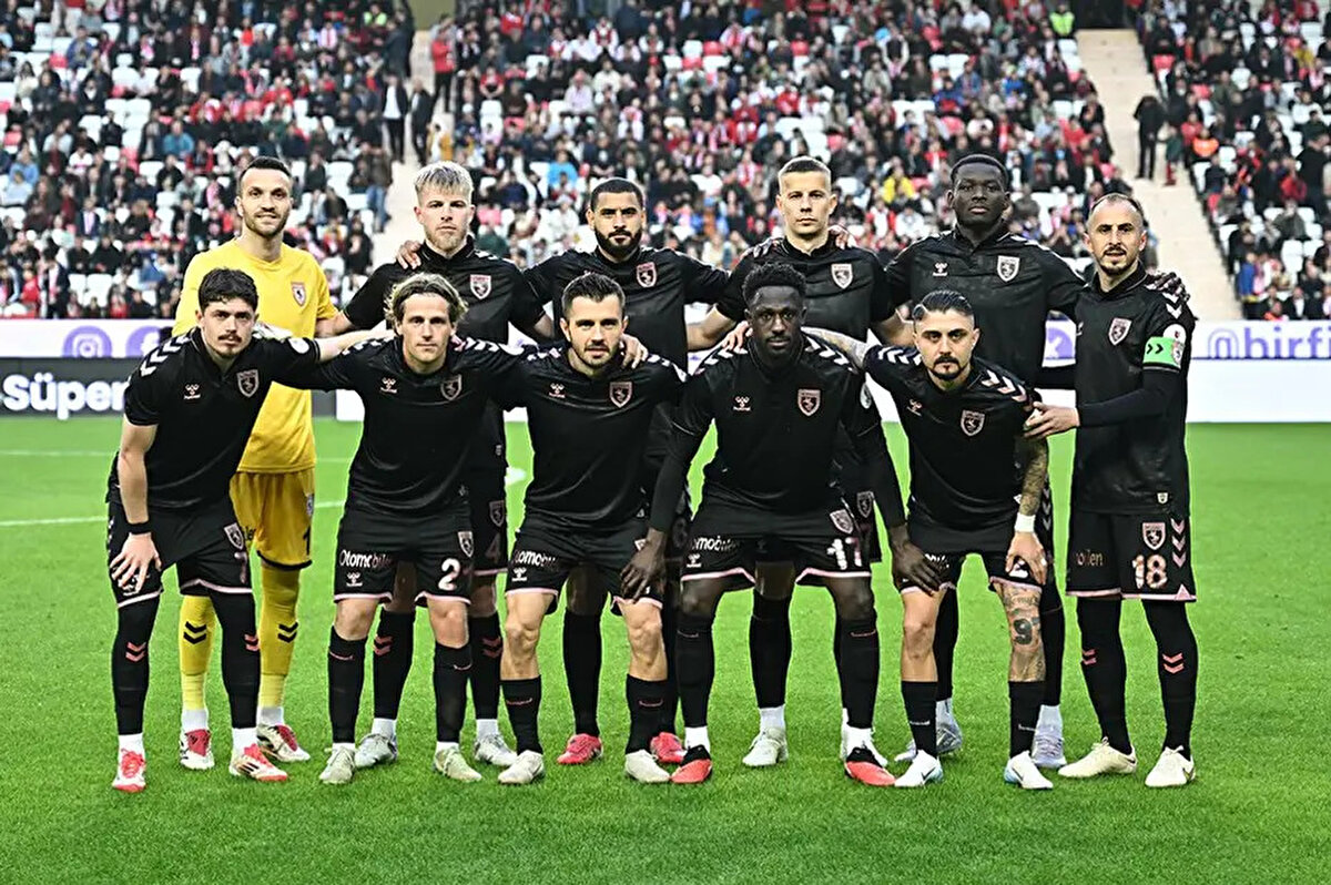 Samsunspor ilk maçı 21 Ağustos'ta deplasmanda, rövanşı ise 28 Ağustos'ta evinde oynayacak.<br>