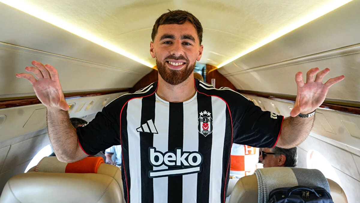 Transfer sezonunu hızlı bir giriş yapıp kadrosunda son olarak Orkun kökçü katan Beşiktaş'ta yeni bir gelişim yaşanıyor.