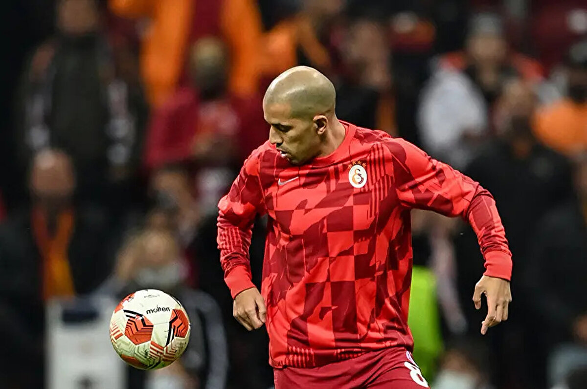 1 senelik boşluğun ardından Feghouli sürpriz bir kararla Irak'ın yolunu tuttu.<br>