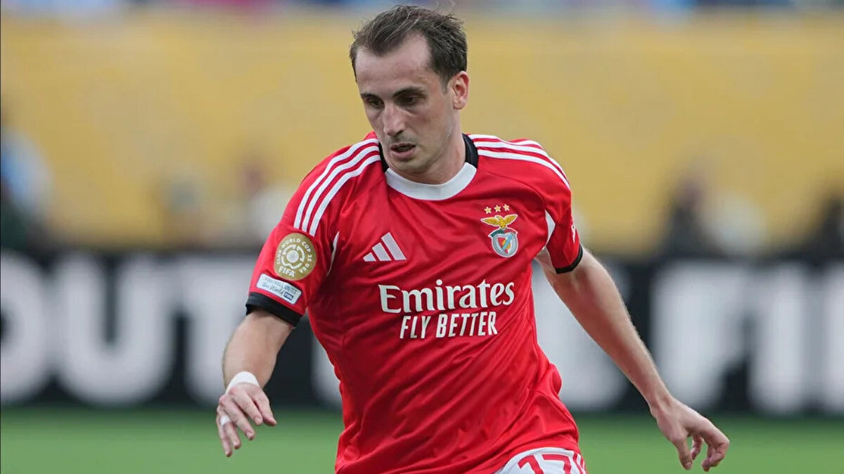 Kerem Aktürkoğlu'nun geçtiğimiz sezon performansı<br><br>Geride biraktigimiz 2024 2025 sezonunun başında Galatasaray'dan Benfica'ya transfer olan milli futbolcumuz bu 54 maçta forma giydi.<br>