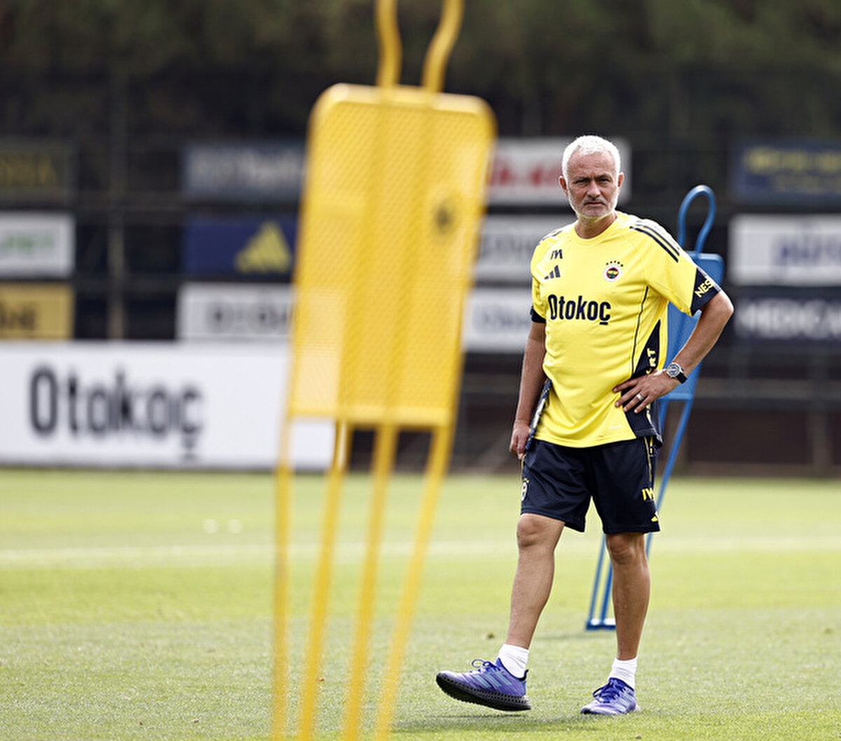 <br><br>YENİ TRANSFERLER BOY GÖSTERECEK<br><br>Fenerbahçe'nin yeni sezon öncesinde kadrosuna kattığı oyuncular, Feyenoord mücadelesiyle sarı-lacivertli takımdaki ilk maçlarına çıkmaya hazırlanıyor.<br>