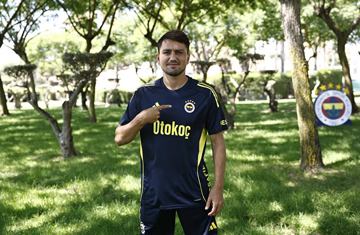 3 ekibin de deneyimli futbolcu için girişimlerde bulunduğu haber detayında yer aldı.<br>