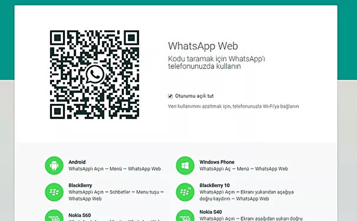 4. Senkronizasyon hataları ve otomatik çıkış sorunları<br>WhatsApp Web’in telefonla sürekli iletişim hâlinde çalıştığını unutmayın. Eğer telefonunuzda uygulama kapalıysa, internet yoksa ya da pil tasarrufu modundaysa, bağlantı kesilir ve oturum otomatik olarak kapanır. Sorunu çözmek için:<br>* Telefonunuzu aktif tutun, pil tasarrufu modunu kapatın.<br>* WhatsApp uygulamasına arka planda çalışmasına izin verin.<br>* Uygulamanın en güncel sürümünü yükleyin.<br>* Gerekirse WhatsApp Web’den çıkış yaparak QR kodla yeniden giriş yapın.<br>* Çoklu cihaz özelliğini kullanıyorsanız diğer cihazlardan çıkış yapmayı deneyin.