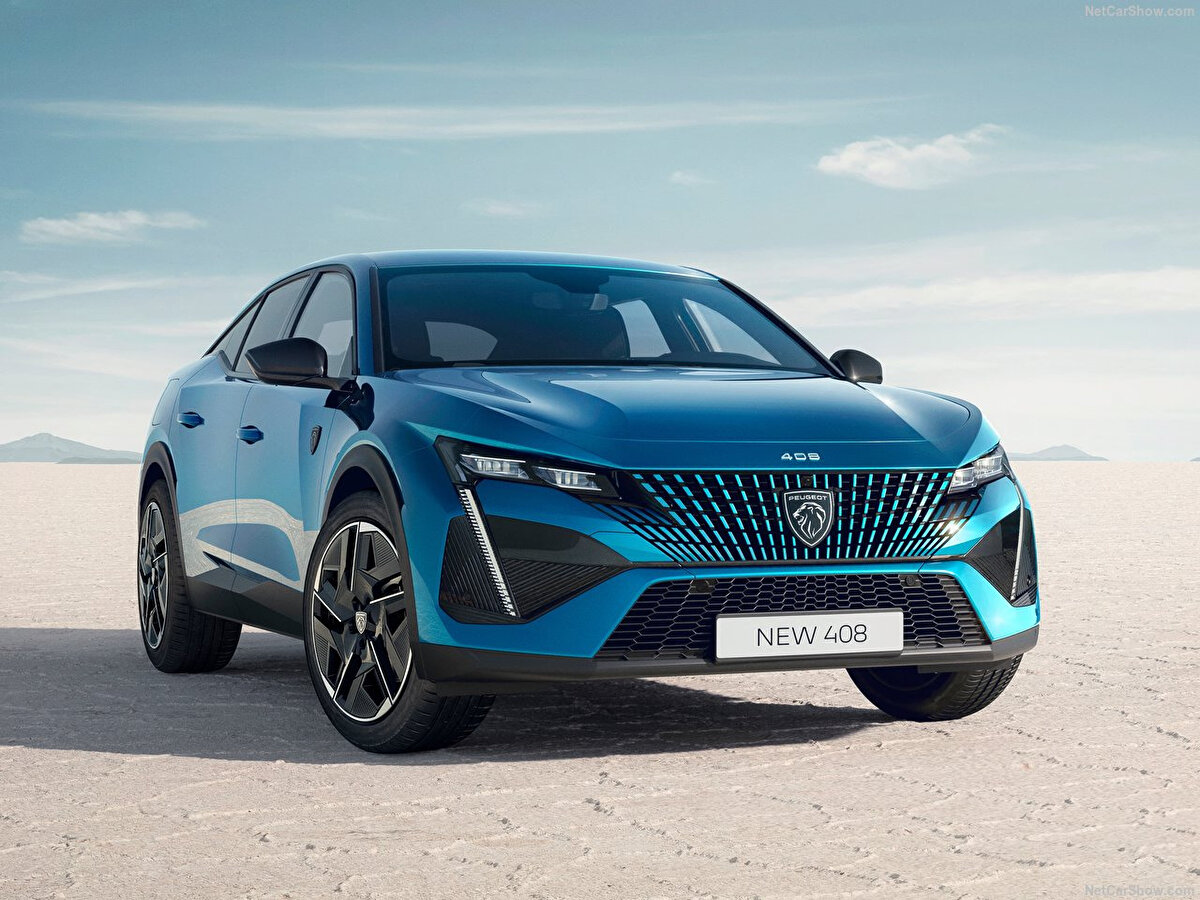15. Peugeot 408<br>Aylık satış: 1.169<br>Yıllık satış: 7.598<br>Fiyat aralığı: 1.879.000 TL – 2.765.000 TL