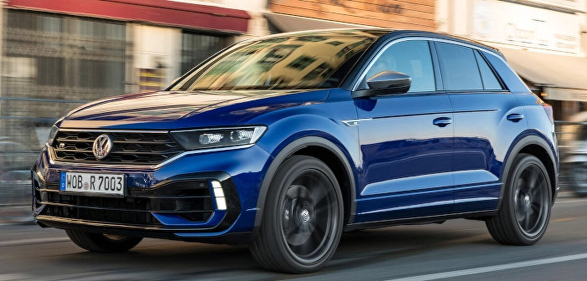 7. Volkswagen T-Roc<br>Aylık satış: 1.353<br>Yıllık satış: 11.535<br>Fiyat aralığı: 2.252.000 TL – 2.970.000 TL