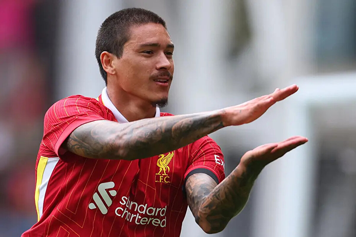 Liverpool'da Darwin Nunez defteri kapanıyor. İngiliz temsilcisinin Benfica'dan 85 milyon euroya transfer ettiği Uruguaylı golcü, Suudi Arabistan'ın yolunu tutuyor.<br>