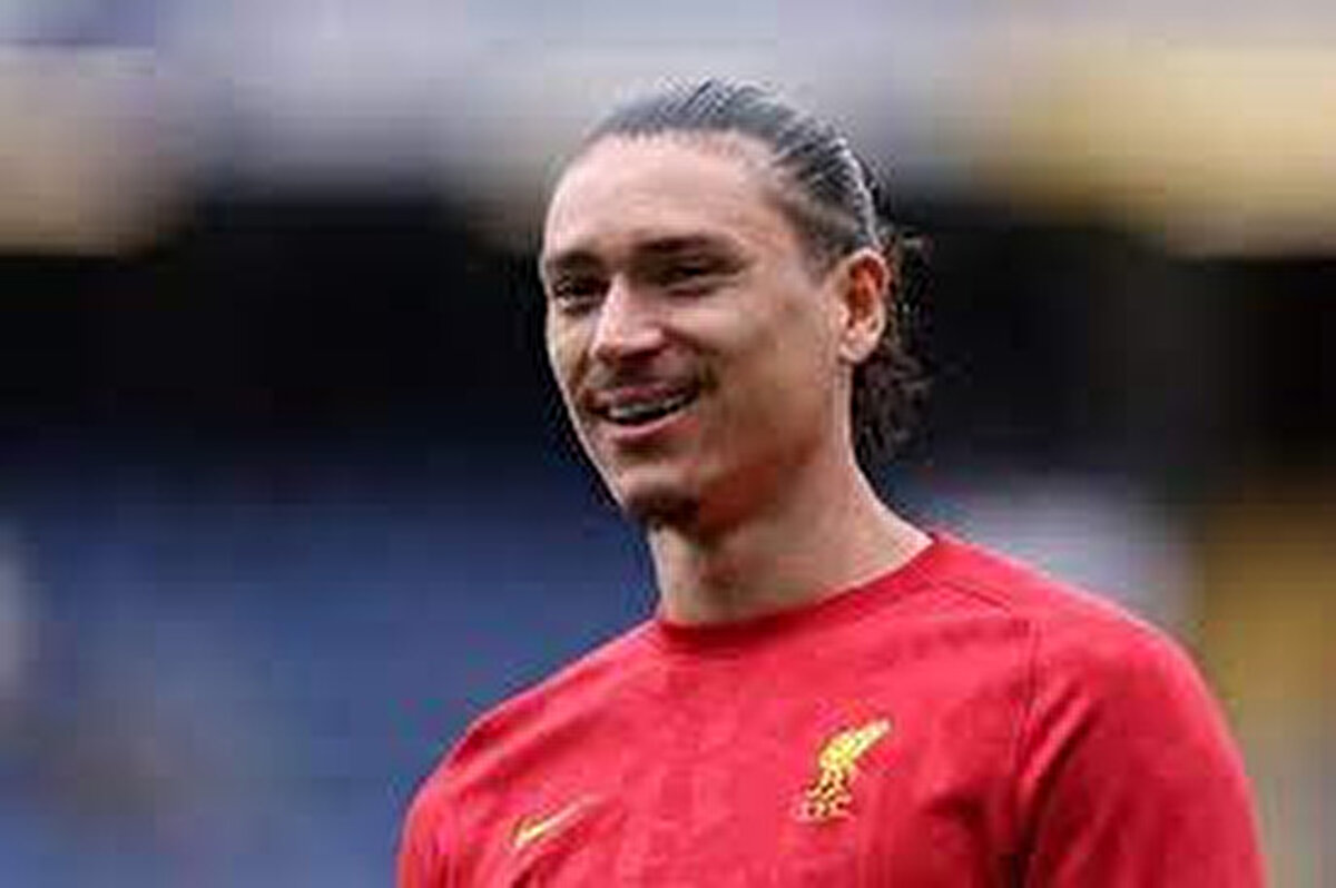 Al-Hilal'in 3 yıllık anlaşma sağladığı Darwin Nunez'e ise senelik 25 milyon dolar ödeyeceği ifade edildi.