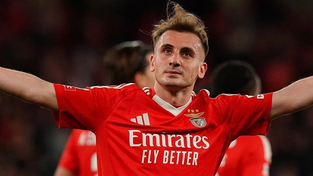 Bu nedenle Benfica, Şampiyonlar Ligi'nde grup aşamasına gidene kadar Kerem Aktürkoğlu ile yolları ayırmak istemiyor.<br>