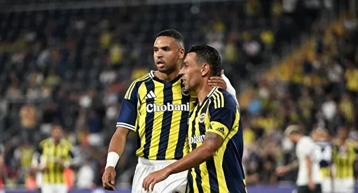 Feyenoord - Fenerbahçe maçı hangi kanalda?<br><br>Feyenoord - Fenerbahçe maçı 6 Ağustos 2025 Çarşamba günü, TSİ 22.00'de oynanacak. Rotterdam'daki De Kuip Stadyumu'nda gerçekleşecek mücadele, S Sport Plus platformu üzerinden canlı olarak yayınlanacak.